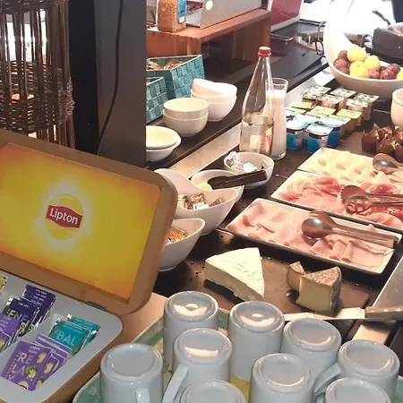 Campanile - Cran Gevrier Hotel