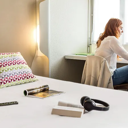 Hotel Campanile - Cran Gevrier 3*