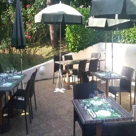 Hotel Campanile - Cran Gevrier 3*